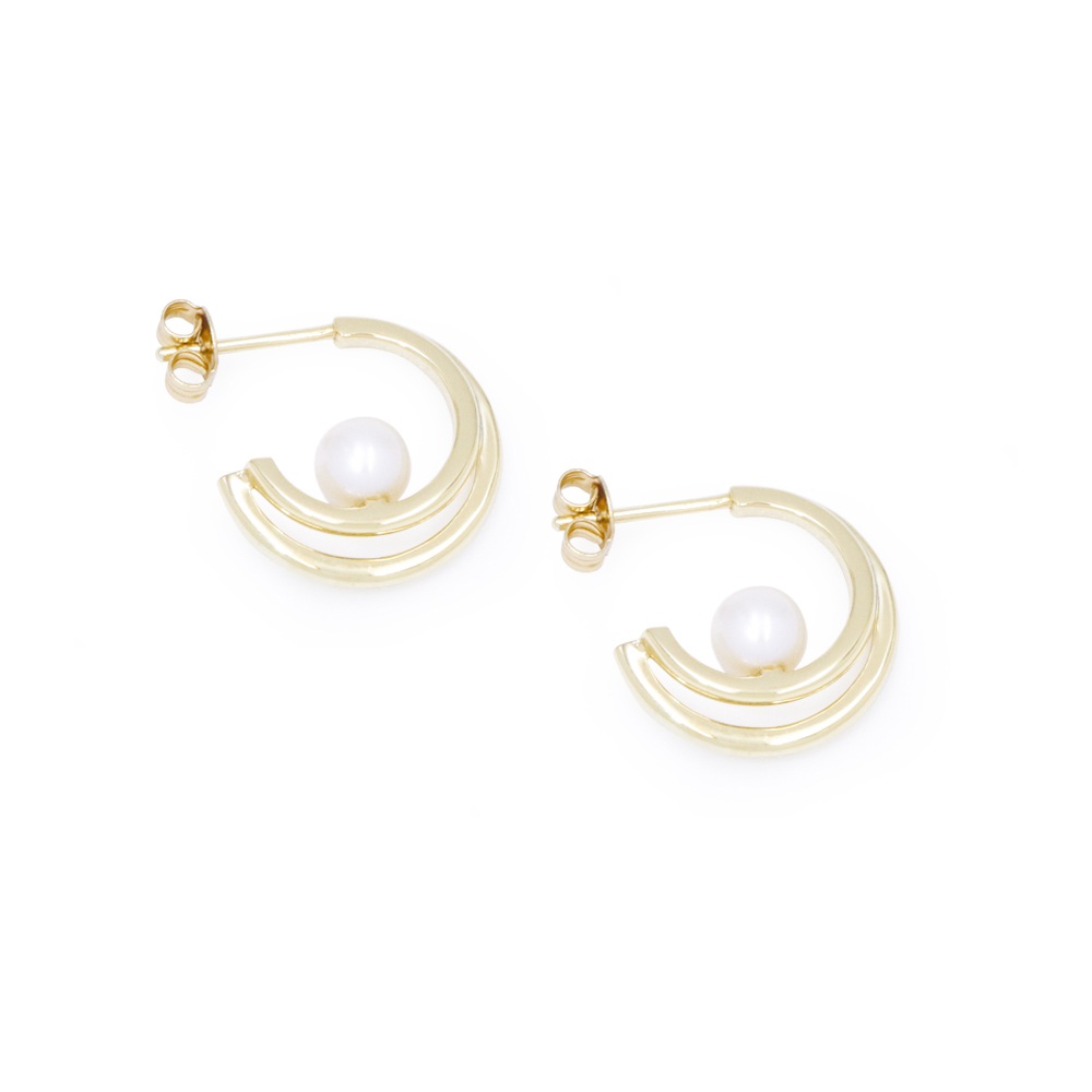 Hoop-Ohrstecker für Frauen Goldfarbe mit Perlen