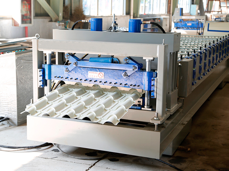 YX42-1000 Rollformmaschine für glasierte Dachplatten
