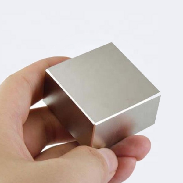 N52 Hochwertiger Magnetblock 20 x 6 x 2 mm Neodym-Blockmagnet